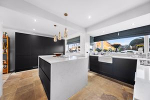 Photo 19- click for photo gallery